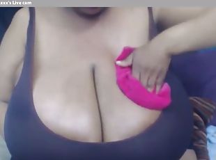 Fat tits cam