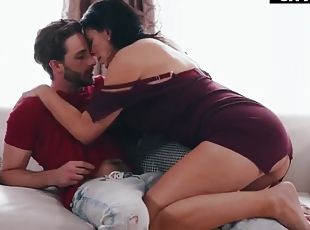 mamá-y-chico, mamada, madurita-caliente, mamá, madre