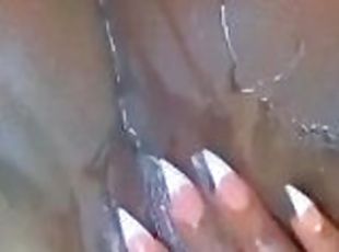 masturbación, orgasmo, coño-pussy, squirting, amateur, negra-ebony, madurita-caliente, corrida-interna, regordeta, a-solas