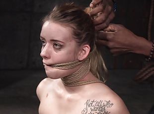 bdsm, esclave, salope, blonde, kinky, coquine, action, fétiche, bondage