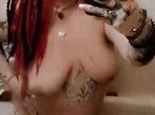 bañando, tetas-grandes, coño-pussy, amateur, babes, regordeta, fetichista, ducha, a-solas, tatuaje