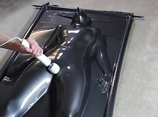 orgasmi, giocattoli, sadismo-e-masochismo, feticci, latex