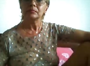 Abuela caliente sper ertica y divina se burla de nosotros