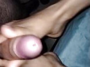 masturbation, amateur, ados, latina, pieds, fétiche, branlette-avec-les-pieds, brunette, réalité