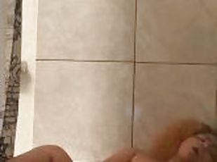 baignade, gros-nichons, masturbation, orgasme, amateur, jouet, latina, douche, solo, espagnol