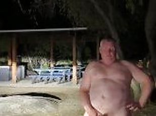 énorme, masturbation, public, giclée, amateur, ejaculation-sur-le-corps, branlette, ejaculation, solo, parc