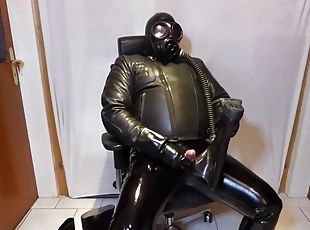 Wanking with Rubberboots + Cumshot