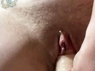 clitoris-bagian-atas-vagina-paling-sensitif, mastubasi, amatir, penis-besar, jenis-pornografi-milf, mainan, ditindik, alat-mainan-seks, fetish-benda-yang-dapat-meningkatkan-gairah-sex, seorang-diri