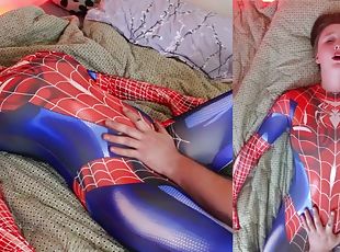 Spidergirl fingers herself in her new costume