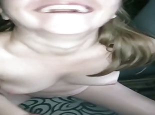 peluda, coño-pussy, amateur, chorro-de-corrida, madurita-caliente, paja, francés, primera-persona, facial, follando-fucking