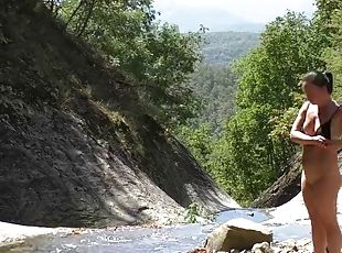 Risky sex on a canyon hiking trail