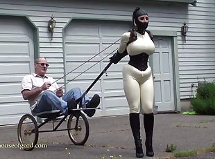 gros-nichons, en-plein-air, public, milf, jouet, bdsm, fétiche, bondage