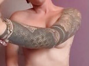 masturbation, amateur, jouet, française, solo, réalité, tatouage