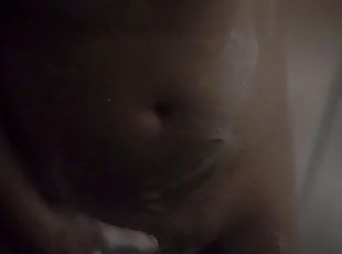 baignade, masturbation, amateur, ejaculation-sur-le-corps, gay, belle-femme-ronde, joufflue, jeune-18, douche, solo