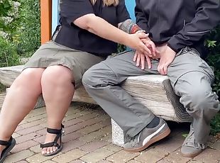 gros-nichons, levrette, poilue, vieux, en-plein-air, public, russe, amateur, ejaculation-sur-le-corps, milf