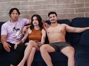 anal, énorme-bite, casting, trio, bisexuels, brunette, tatouage