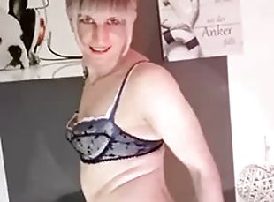 EmmaaaTV Sissy German Shemale