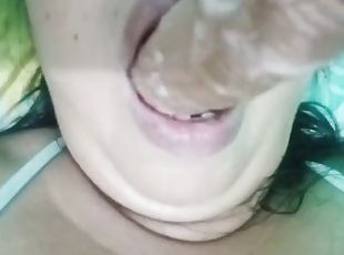 Sexy Filipina Milf Masturbates While Its Raining