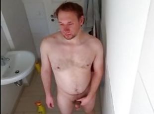 Nacktputz - Bathtub Cleaning Naked