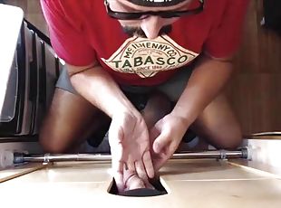 Cock Draining At The Glory Hole