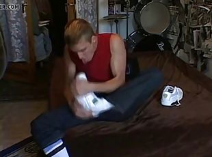 Homo freak loves sniffing his socks and sucking his toes