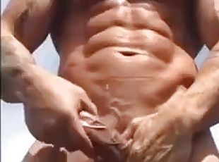 armée, masturbation, public, ejaculation-sur-le-corps, gay, branlette, solo, police-police, musclé