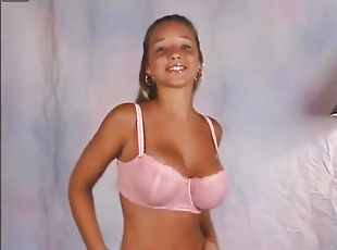 tetas-grandes, mayor, vintage, retro, rubia, 18-años, natural, vieja, pechugona, tetas