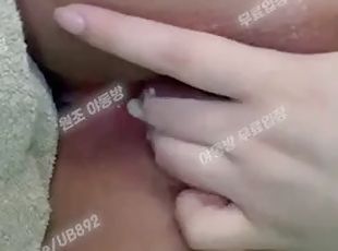 asiatique, masturbation, pisser, amateur, fellation, ejaculation-sur-le-corps, ejaculation-interne, sexe-de-groupe, trio, coréen