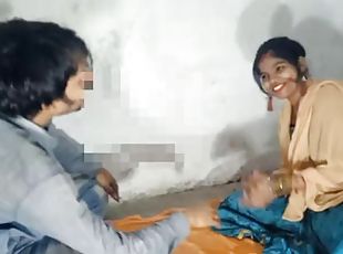 Xxx HD video girlfriend ko pela in her room HD video
