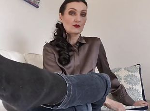 Orgasm While Sniffing Socks! Lady Victoria Valente