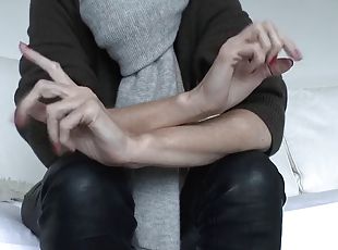 Lady Victoria Valente - Beautiful Red Fingernails