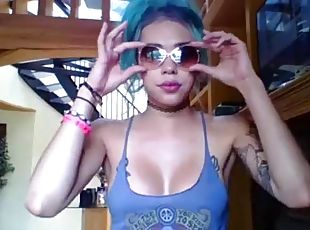 M.J cumshow