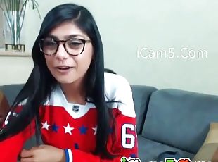 Mia khalifa cam girl