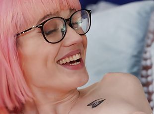 asiatic, tate-mari, capra, ochelari, masturbare-masturbation, travestit, anal, muie, pula-imensa, jucarie