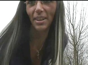 chatte-pussy, fellation, milf, hardcore, voiture, percé, rasé, brunette