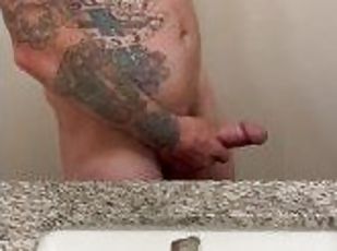 masturbare-masturbation, amatori, pula-imensa, solo, tatuaj, pula