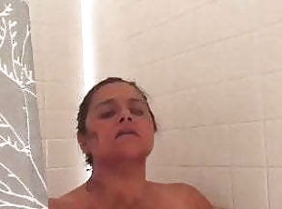 Sexy latina milf slut enjoying a nice shower 