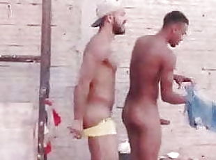 pai, na-rua, público, anal, pénis-grande, interracial, gay, casal, paizinho, gay-adolescente