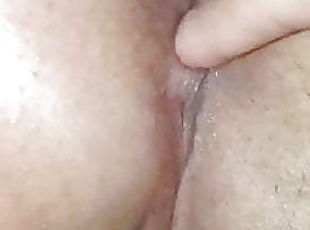 swinger, esposa, amateur, sexo-en-grupo, con-los-dedos, cornudo