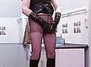 masturbieren, transsexueller, dilettant, reifen, unterwäsche, latex, allein, stiefel