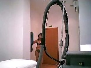 amatoriali, video-casalinghi, spogliarelli, solitari, brunette