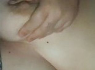 gros-nichons, masturbation, amateur, pieds, seins, solo, tatouage, petits-seins