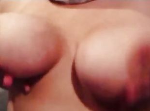 tetas-grandes, esposa, amateur, madurita-caliente, pareja, bonita, a-solas, morena, tatuaje