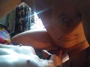 amateur, mamada, hardcore, alemán, garganta-profunda, pelirroja, rubia, pequeña, tatuaje, tetitas