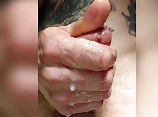 masturbation, amateur, ejaculation-sur-le-corps, jouet, percé, solo, réalité, tatouage