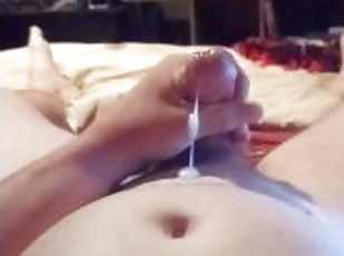 amateur, ejaculation-sur-le-corps, solo