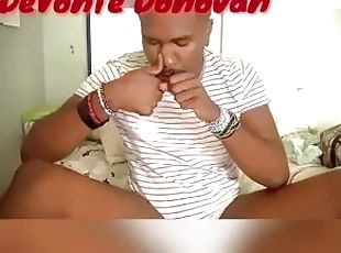 masturbation, ejaculation-sur-le-corps, gay, branlette, black, secousses, horny, fétiche, solo