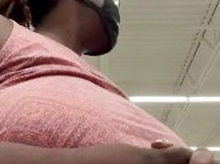 tetas-grandes, pezones, público, amateur, negra-ebony, madurita-caliente, primera-persona, tetas, fetichista, exhibicionismo