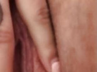 masturbation, amateur, babes, doigtage, famille, solo, tatouage