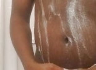 baignade, ébène, gay, black, butin, ejaculation, douche, solo, bisexuels